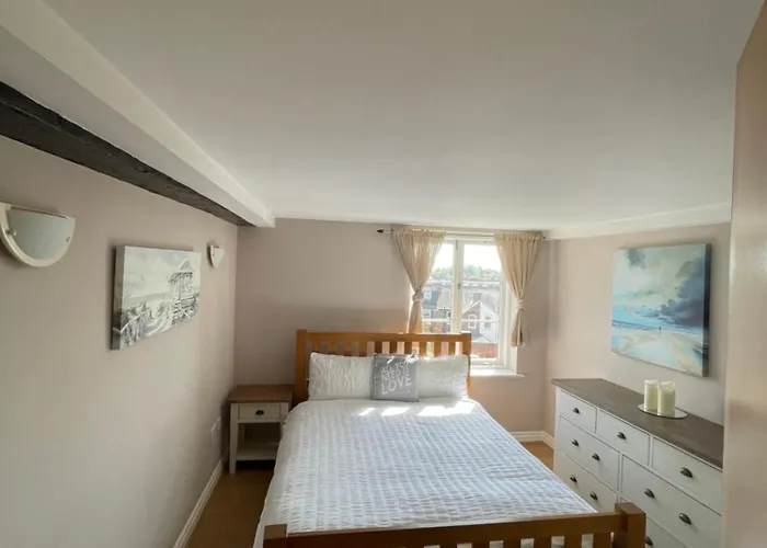 The Tannery Dublex 3 Bedroom *